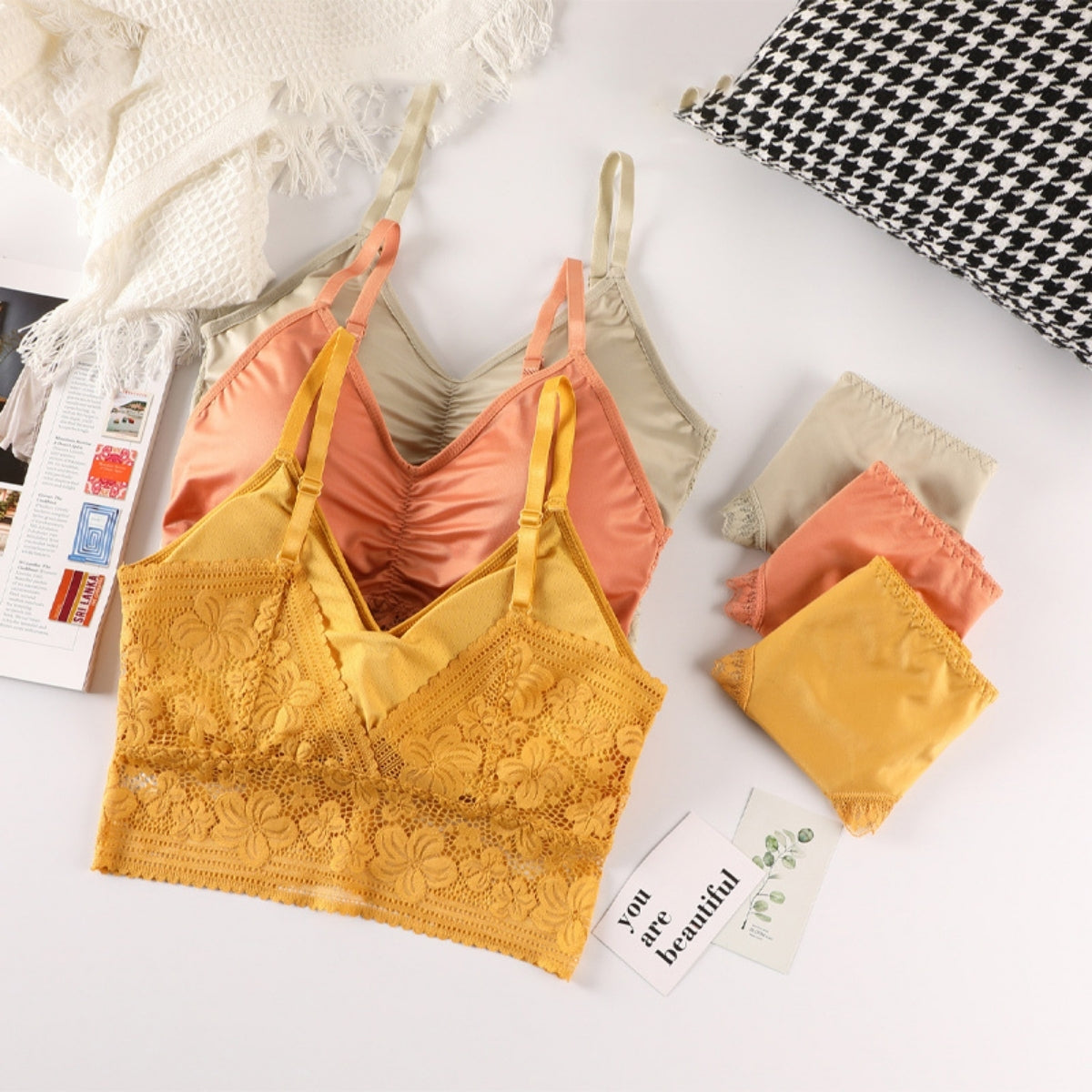 (Pack of 10) Women's Bra Panty Lingerie Set for Girl's | L-138