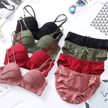 (Pack of 10) Women's  Bra Panty Lingerie Set for Girl's | L-112