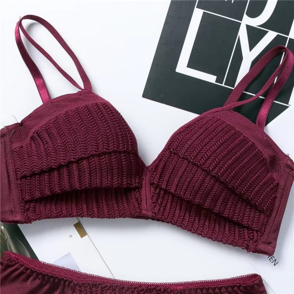 (Pack of 10) Women's  Bra Panty Lingerie Set for Girl's | L-160